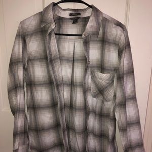 grey and white eddie bauer flannel